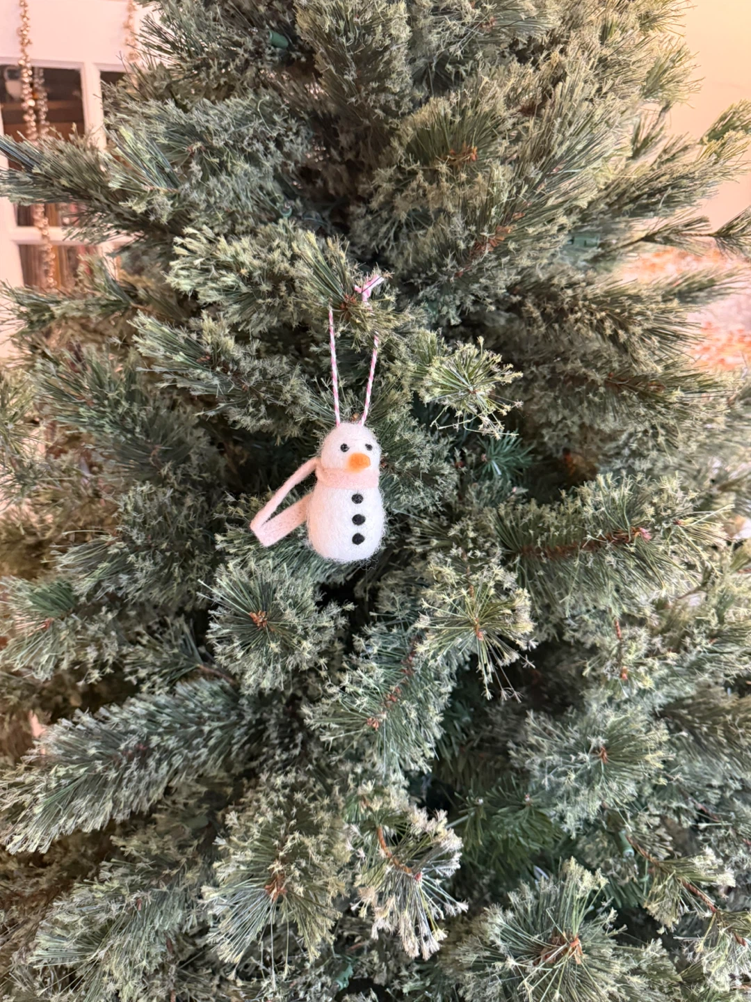 Felted snowman ornament - photo 4