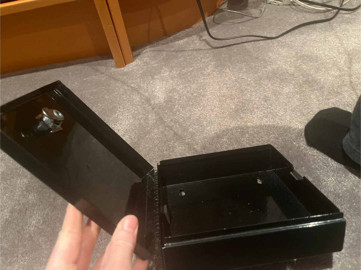 Master Lock Security Box image indicator(3)