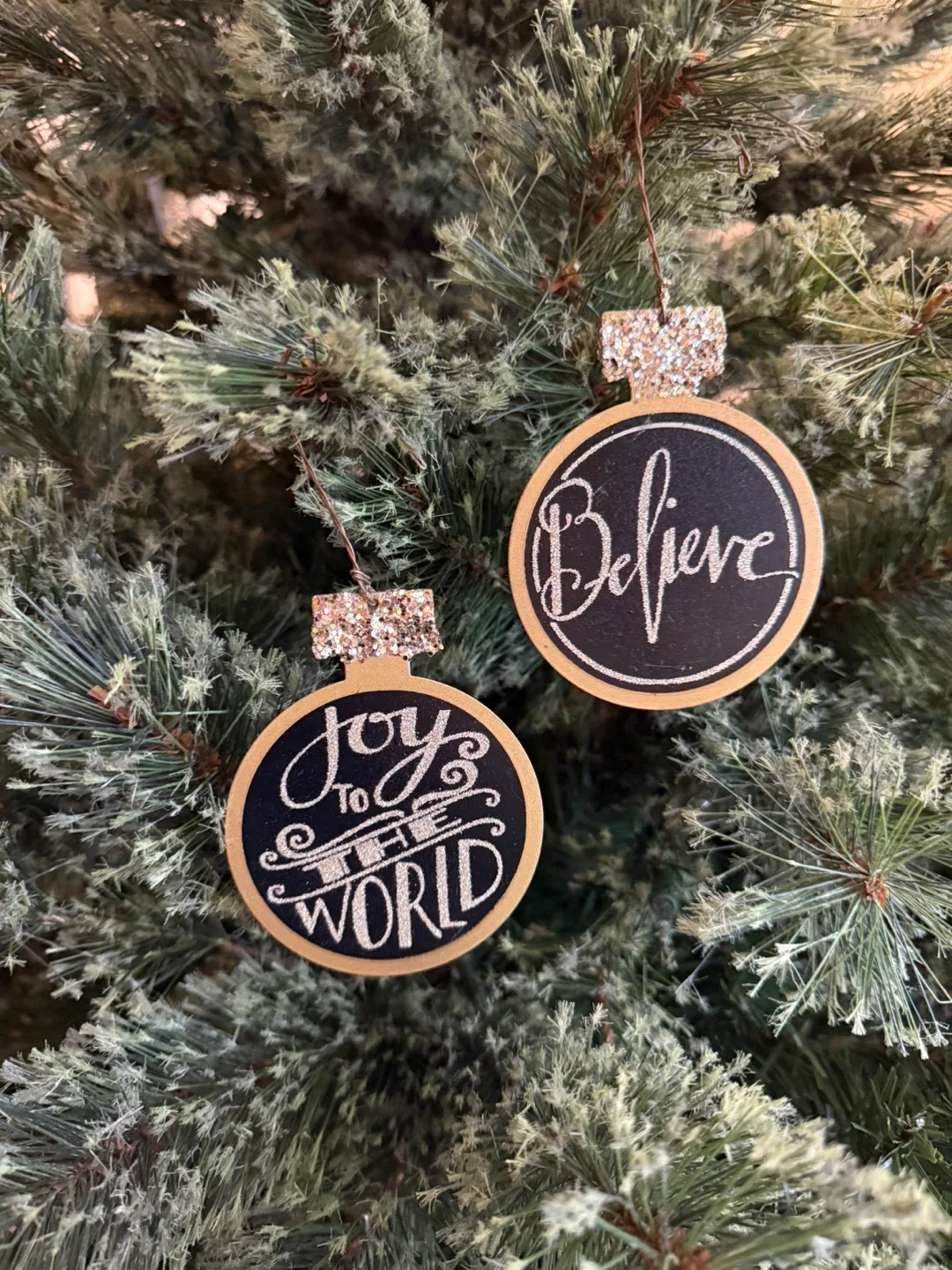 Sparkly Set of 2 Metal Ornaments