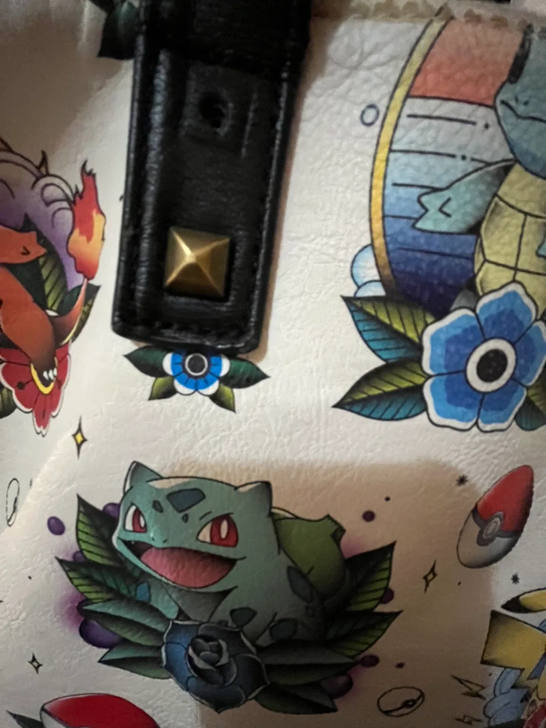 Rare Collectibles Pokémon large purse image indicator(3)
