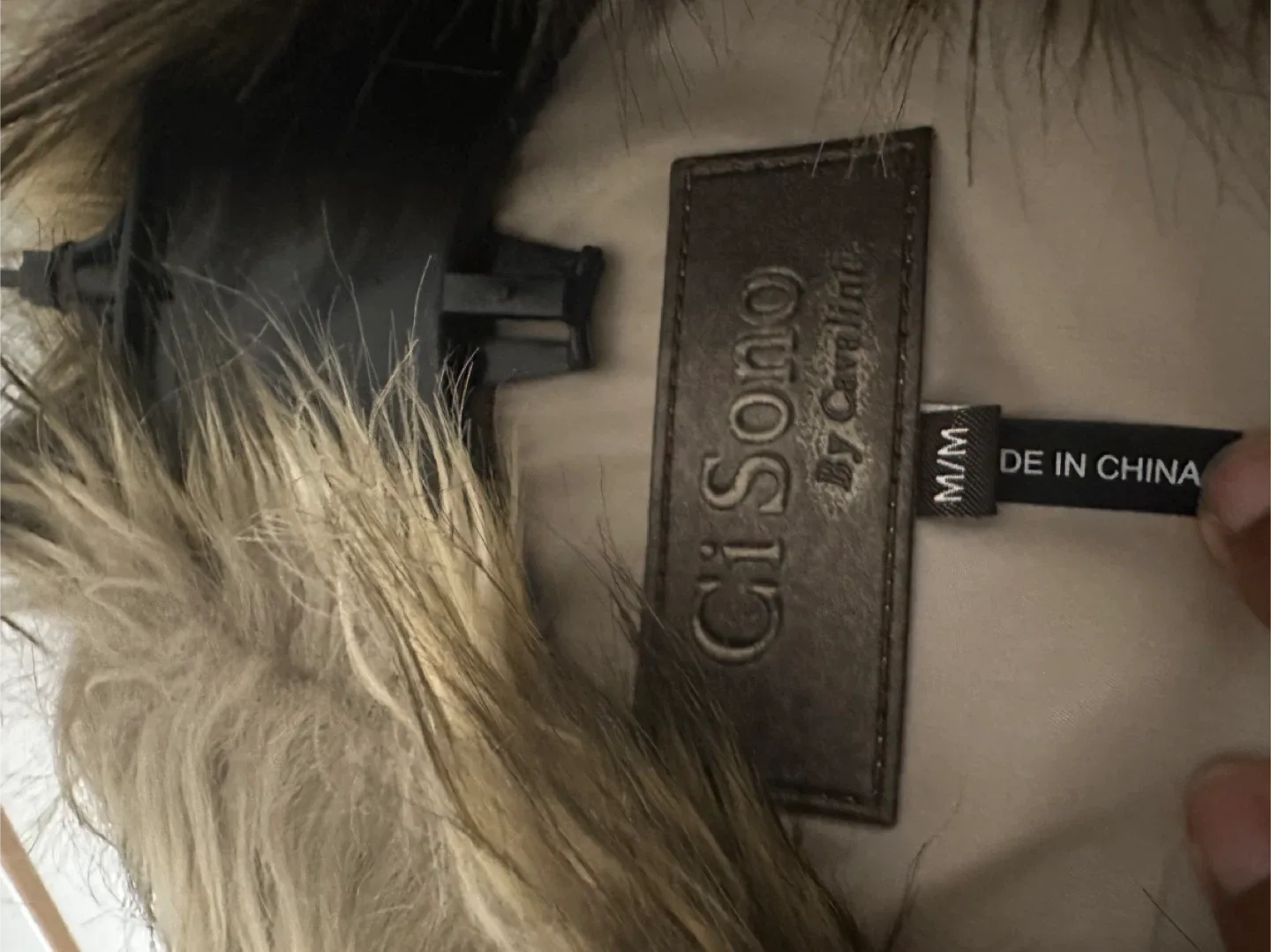 Ci Sono By Caroline Faux Fur Vest - Size M image indicator(3)