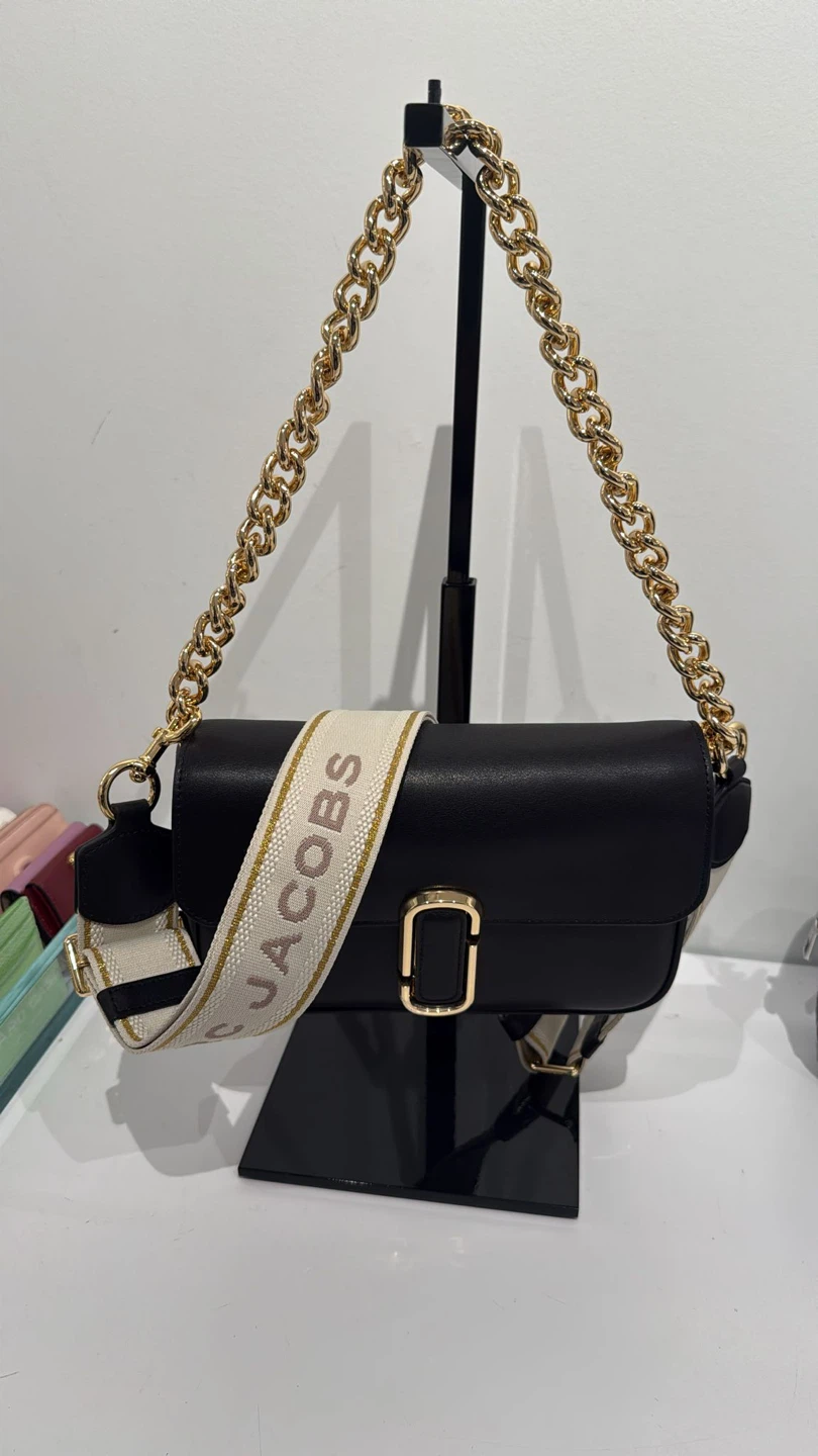 Brand New in packaging Marc Jacobs Black Leather Shoulder Bag