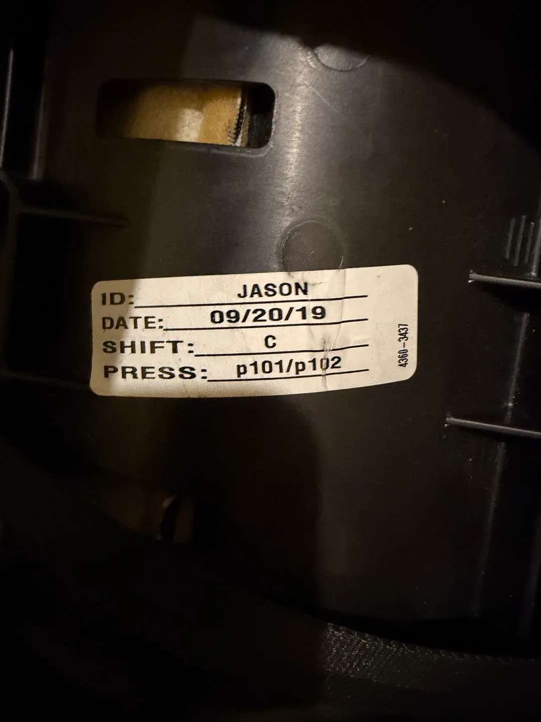 Cosco Infant Car Seat - Black & White Pattern image indicator(4)