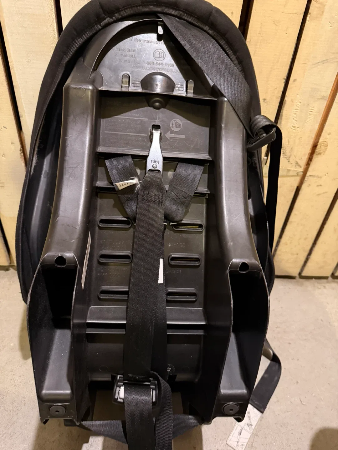 Cosco Infant Car Seat - Black & White Pattern image indicator(5)