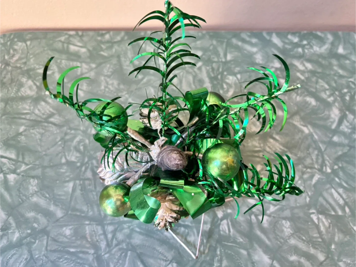 Vintage Green & Silver Christmas Decoration image indicator(5)