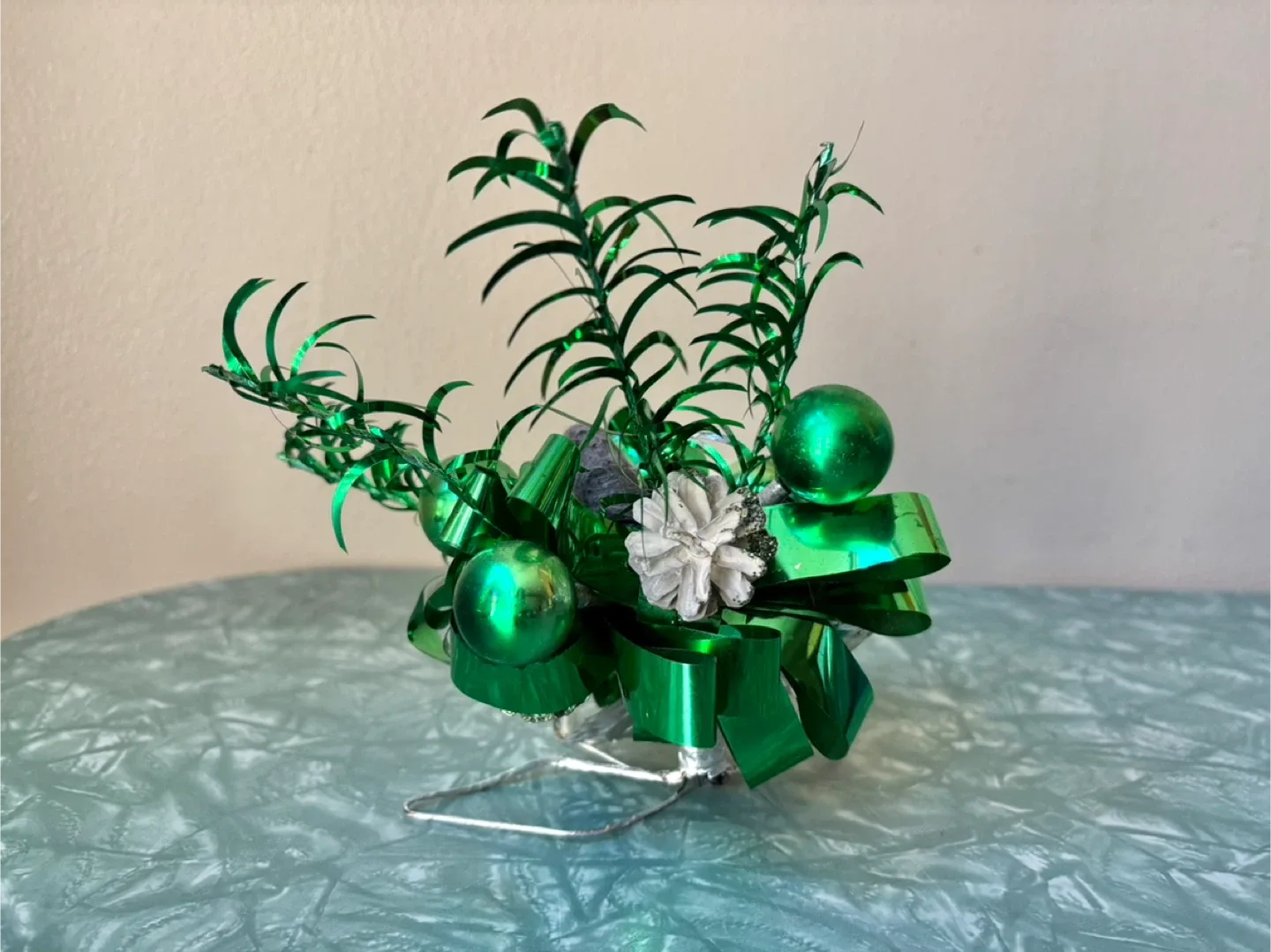 Vintage Green & Silver Christmas Decoration image indicator(3)