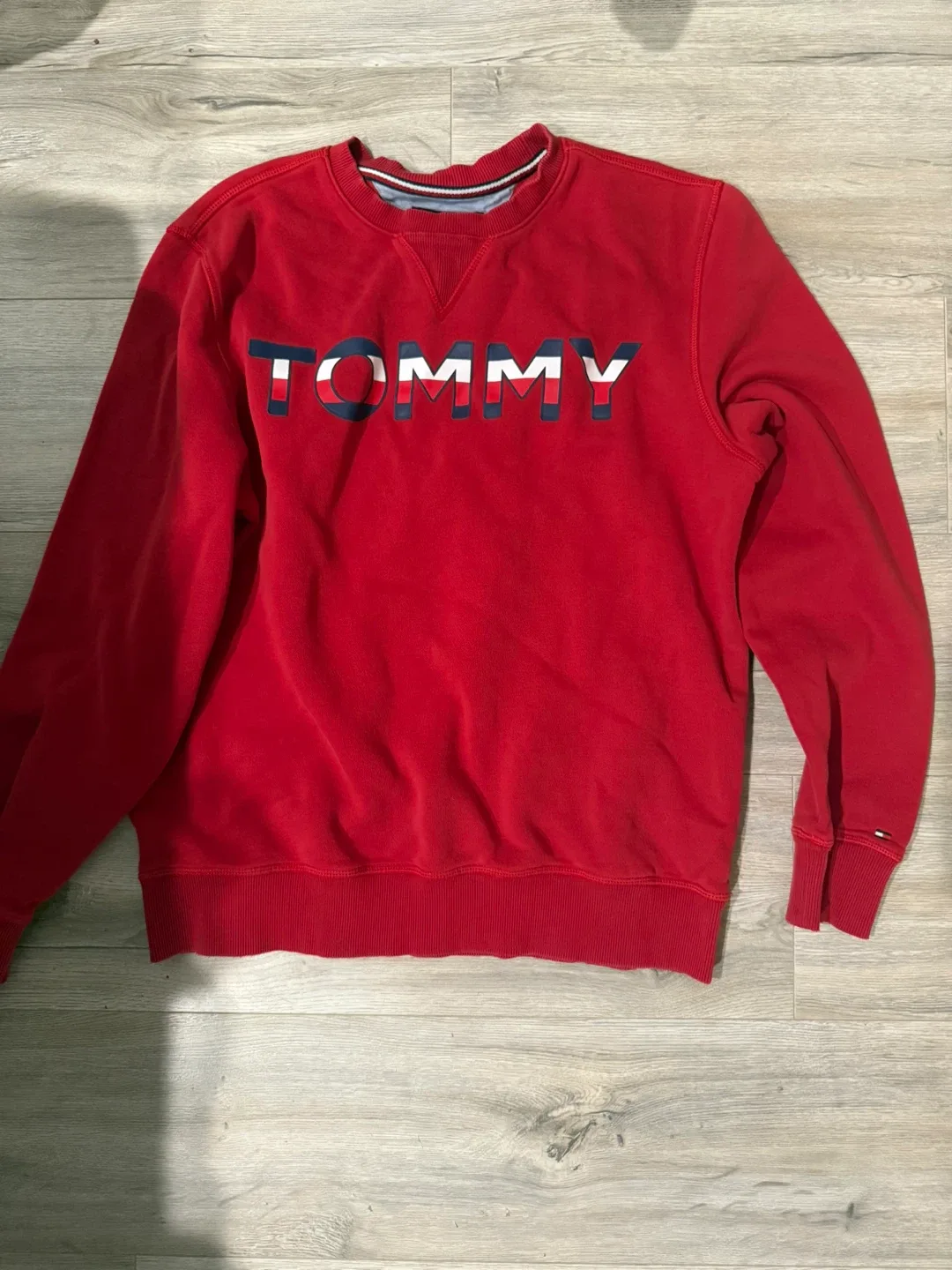 Tommy Hilfiger Red Crewneck Sweatshirt - Size L