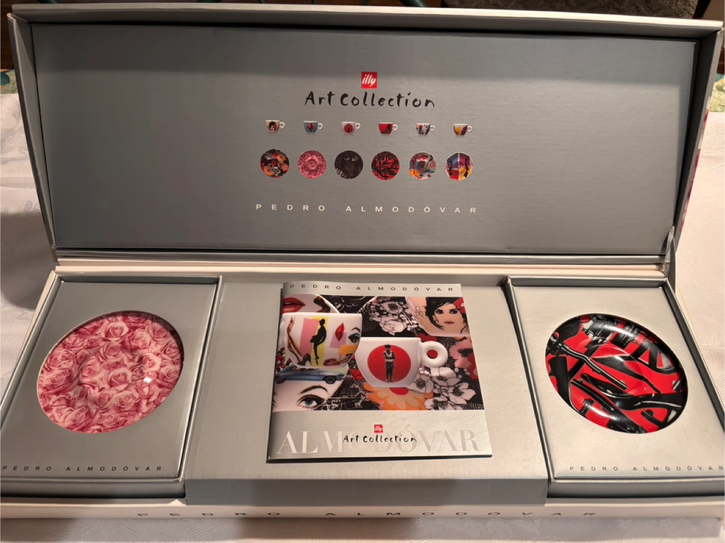 Illy Collection Cups-Pedro Almodóvar - photo 3