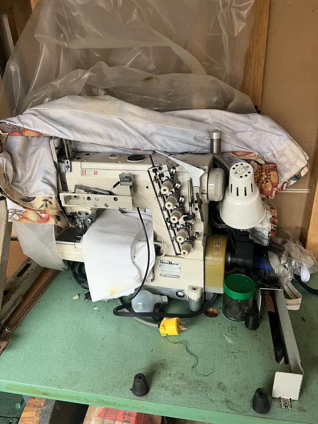 Brother E-40 Industrial Sewing Machine image indicator(5)