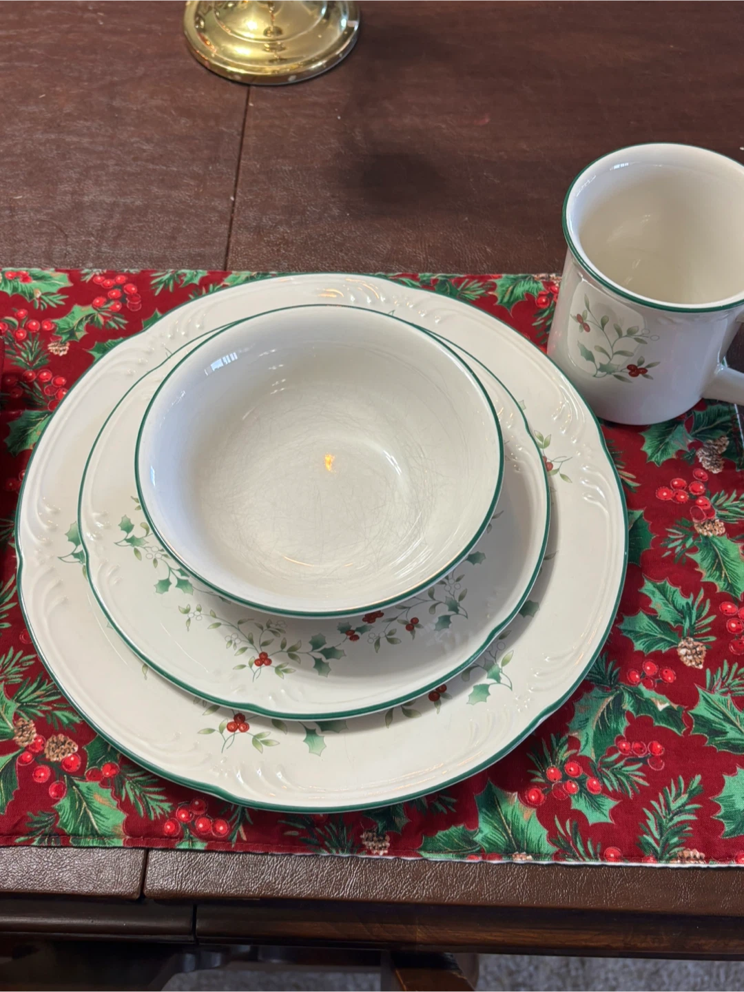 Vintage Holly Berry Dinnerware Set - photo 3