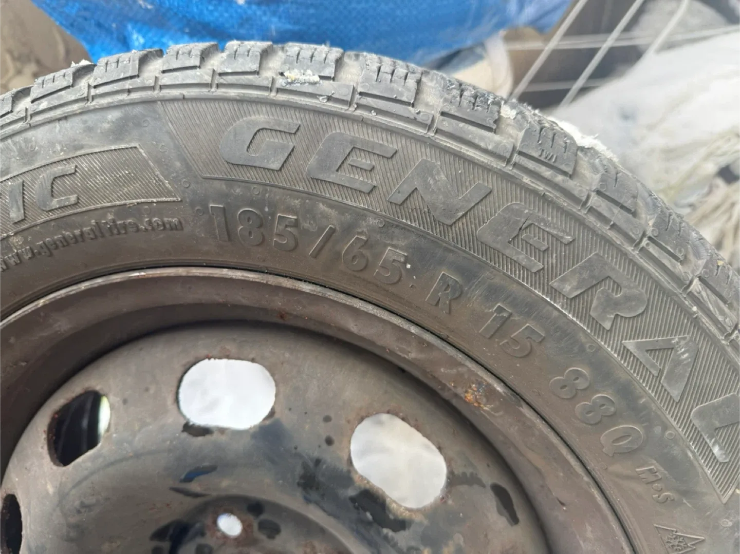 General Altimax Arctic 185/65R15 Tire