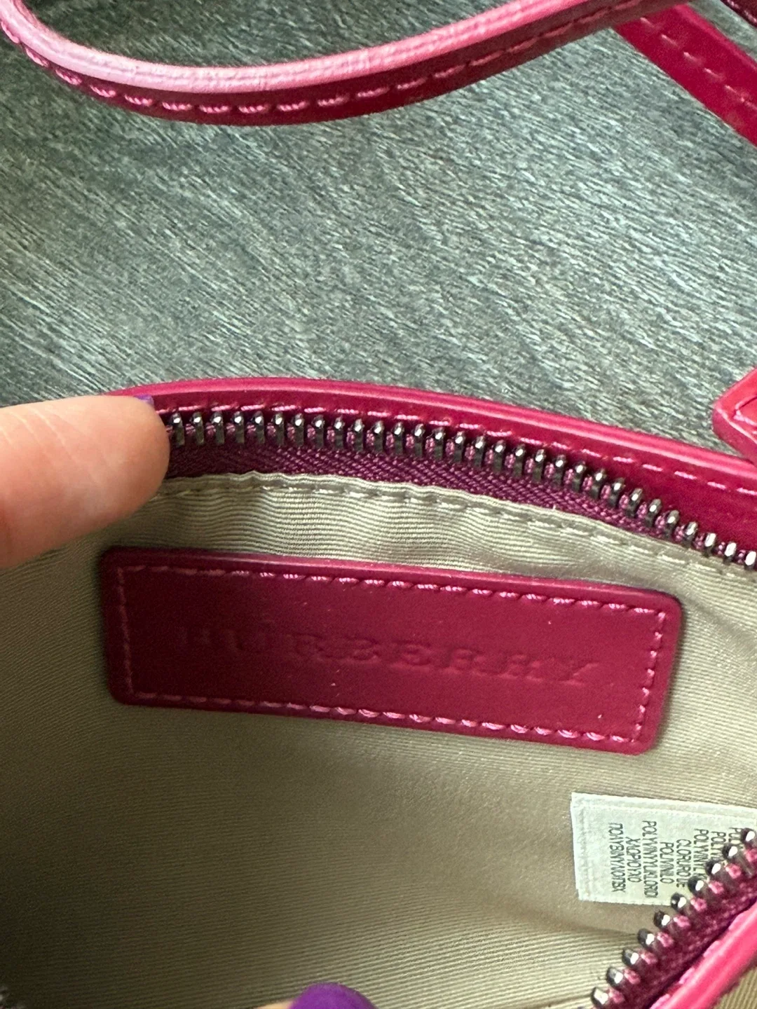 Burberry Nova Check Tote Bag with Matching Pouch image indicator(10)