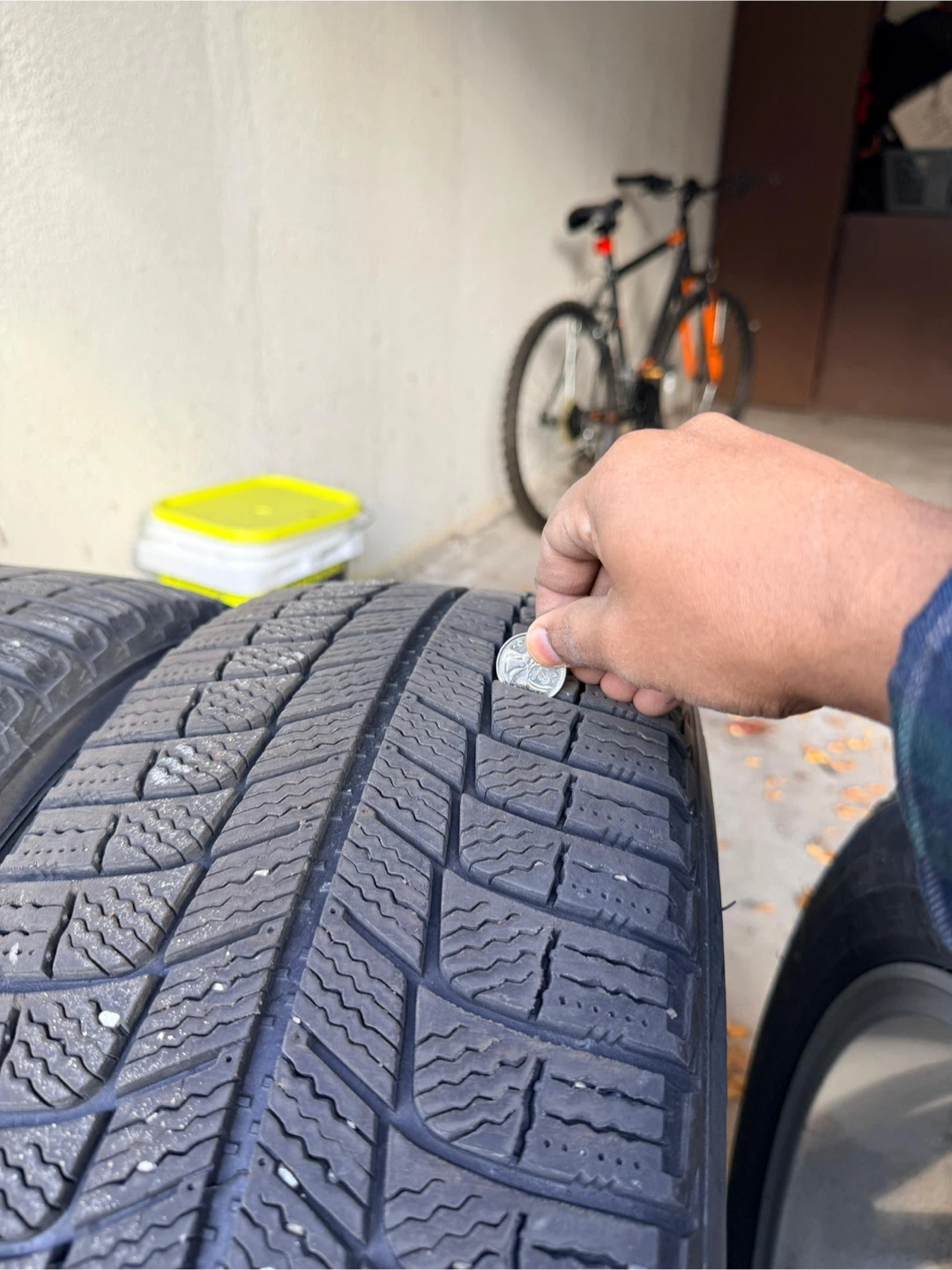 Michelin X-Ice Snow Tires 215/55R17 - photo 3
