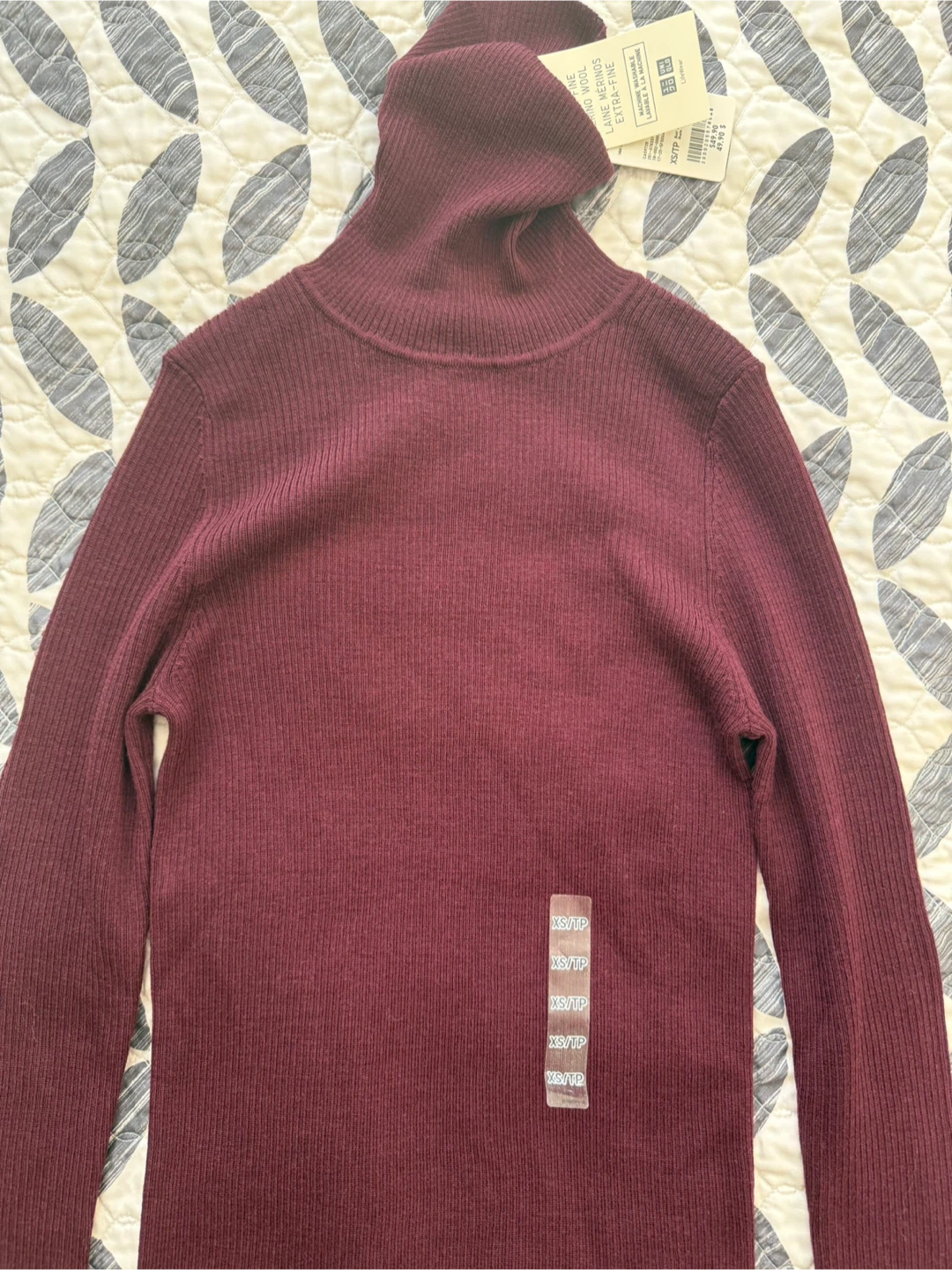 BRAND NEW with tag Uniqlo Merino Ribbed Turtleneck Sweater - photo 4