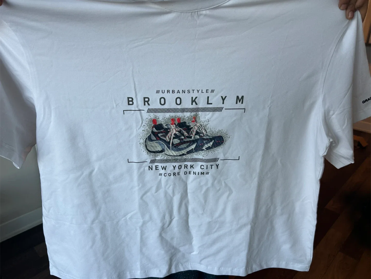 Brand new Urbanstyle Brooklyn New York City T-Shirt