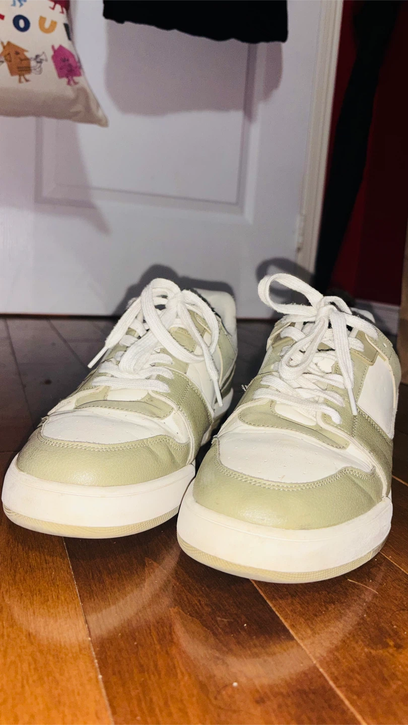 Puma Leather Sneakers, With two more pairs! - photo 4