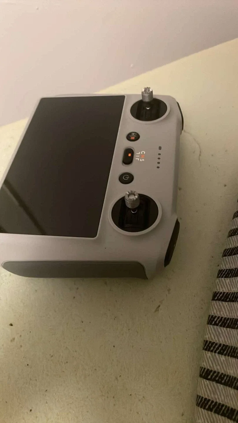 DJI Mini 3 Pro Drone with RC 2 controller image indicator(3)