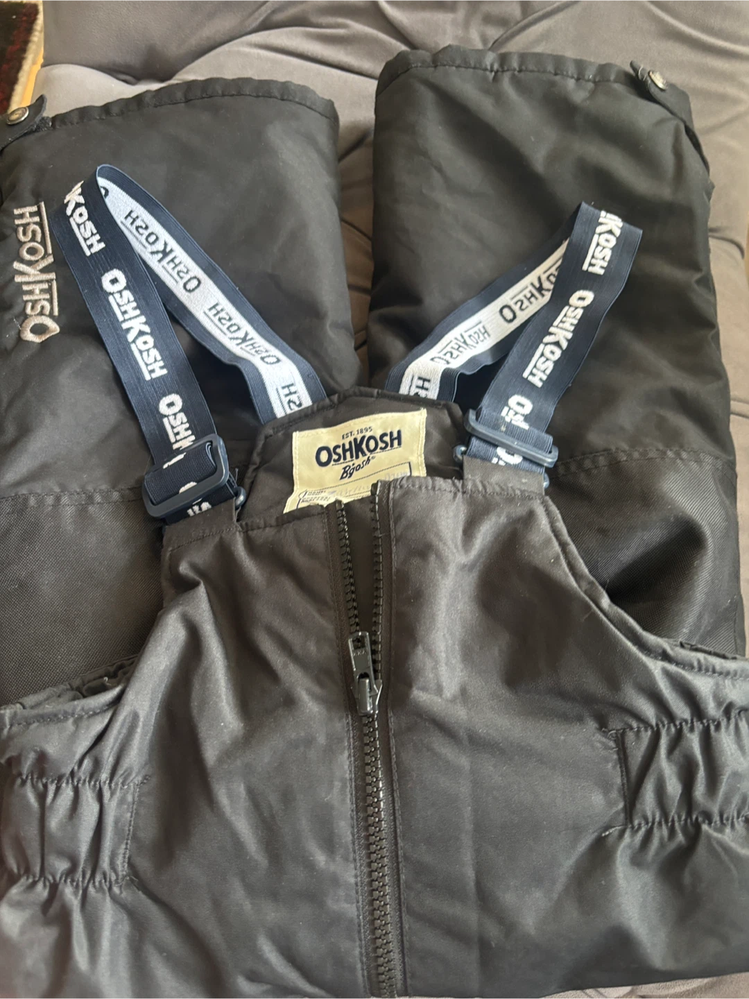 OshKosh B'gosh Black Snow Pants 4T - photo 3