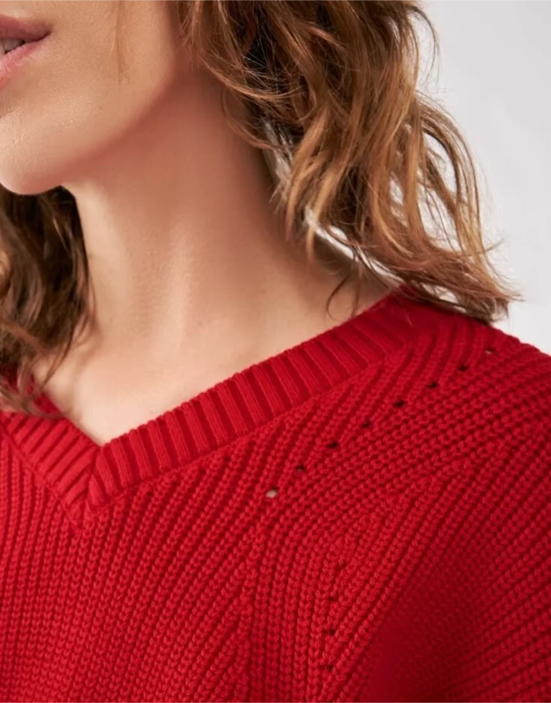 Red V-Neck Knit Sweater image indicator(3)