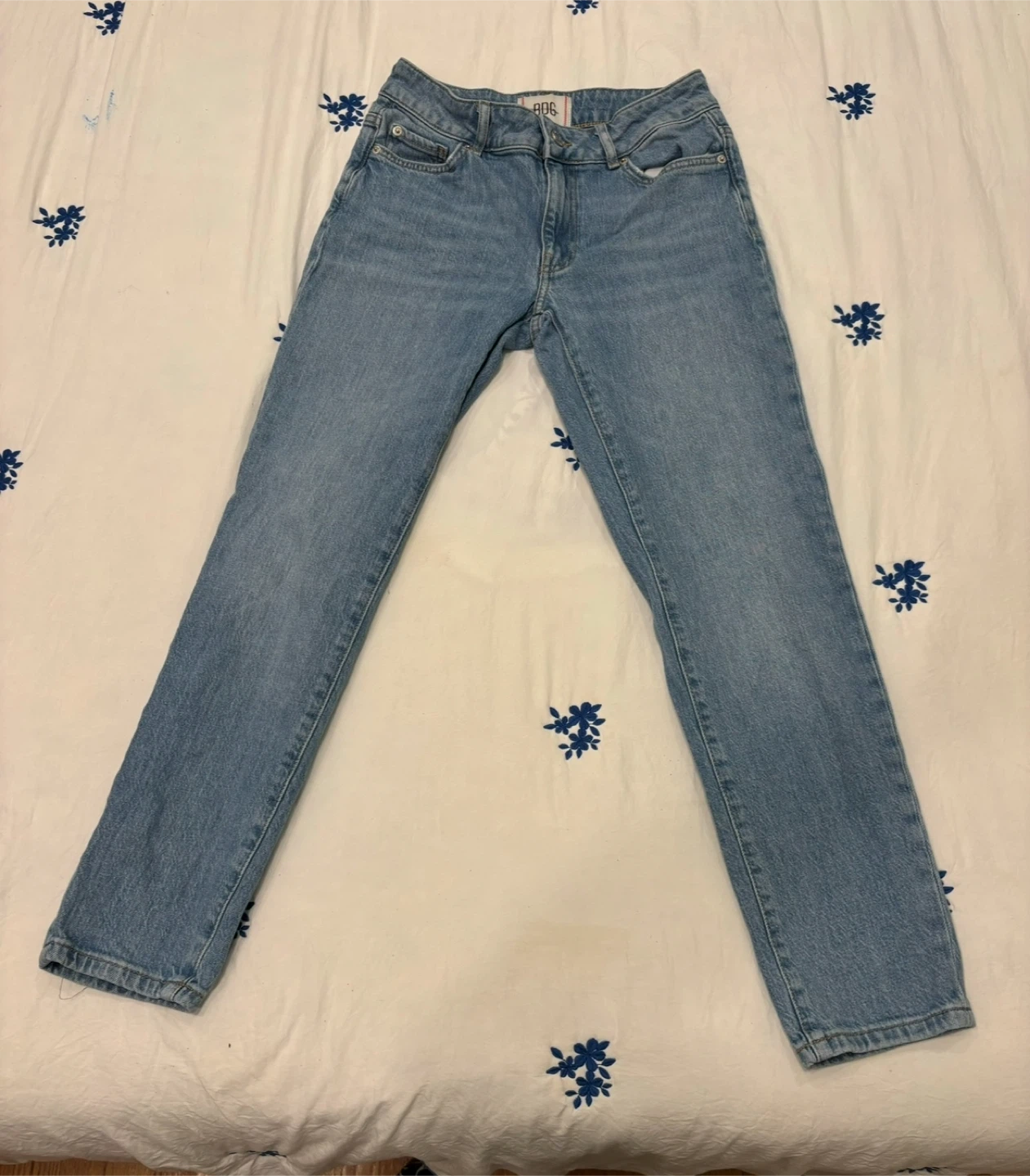 BDG Mid-Rise Skinny Jeans - Size 25