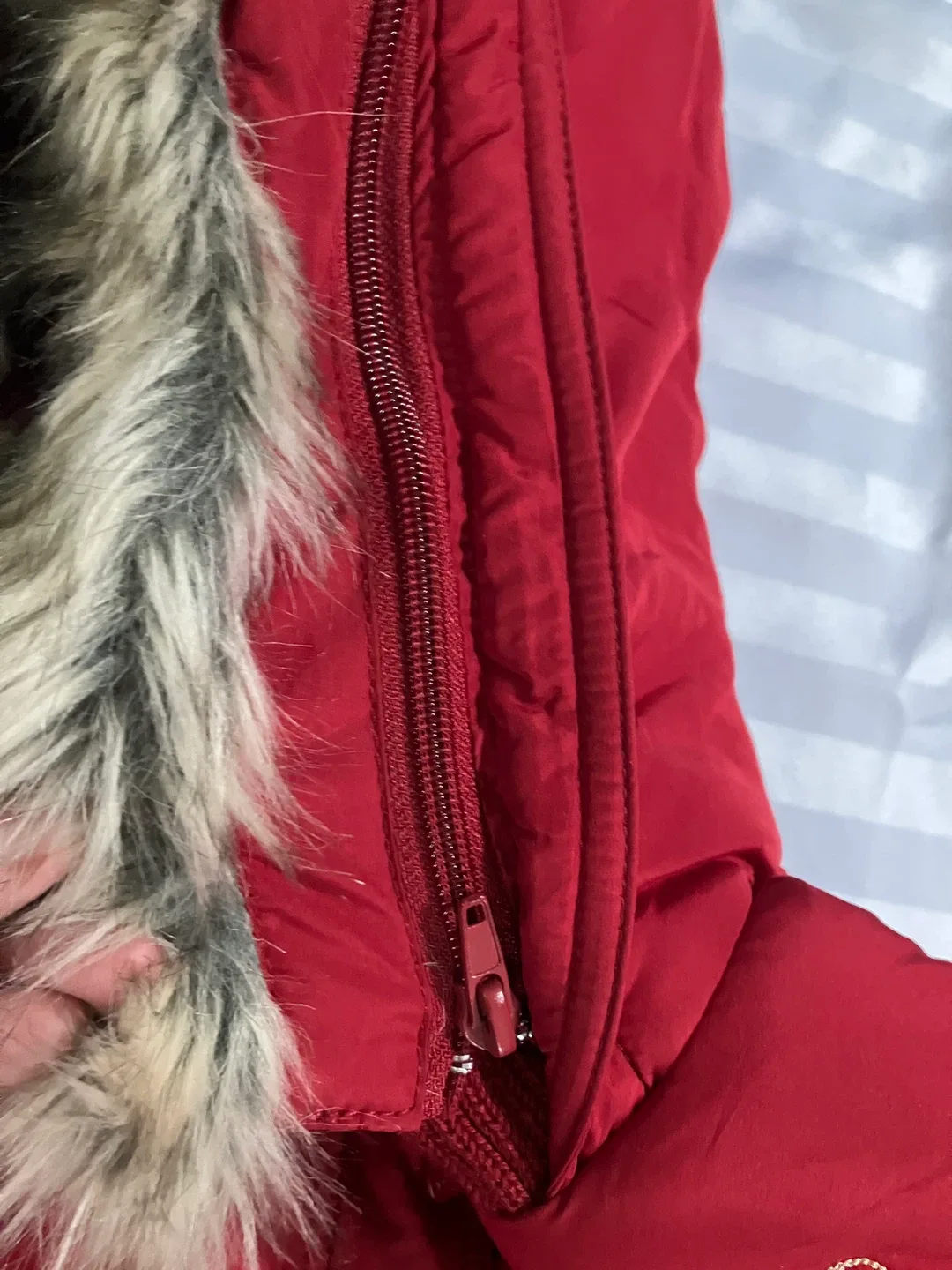 Girl Embroidered Winter Coat/Jacket $15 EACH(L-red&XL-green) image indicator(7)