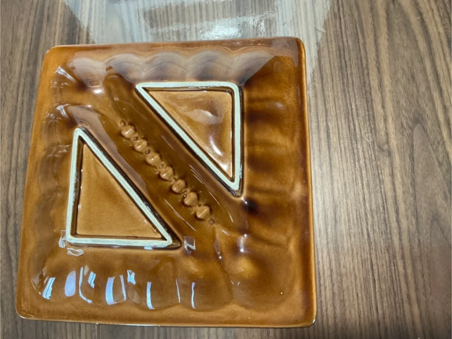 Blue Mountain petal glaze ashtray image indicator(3)