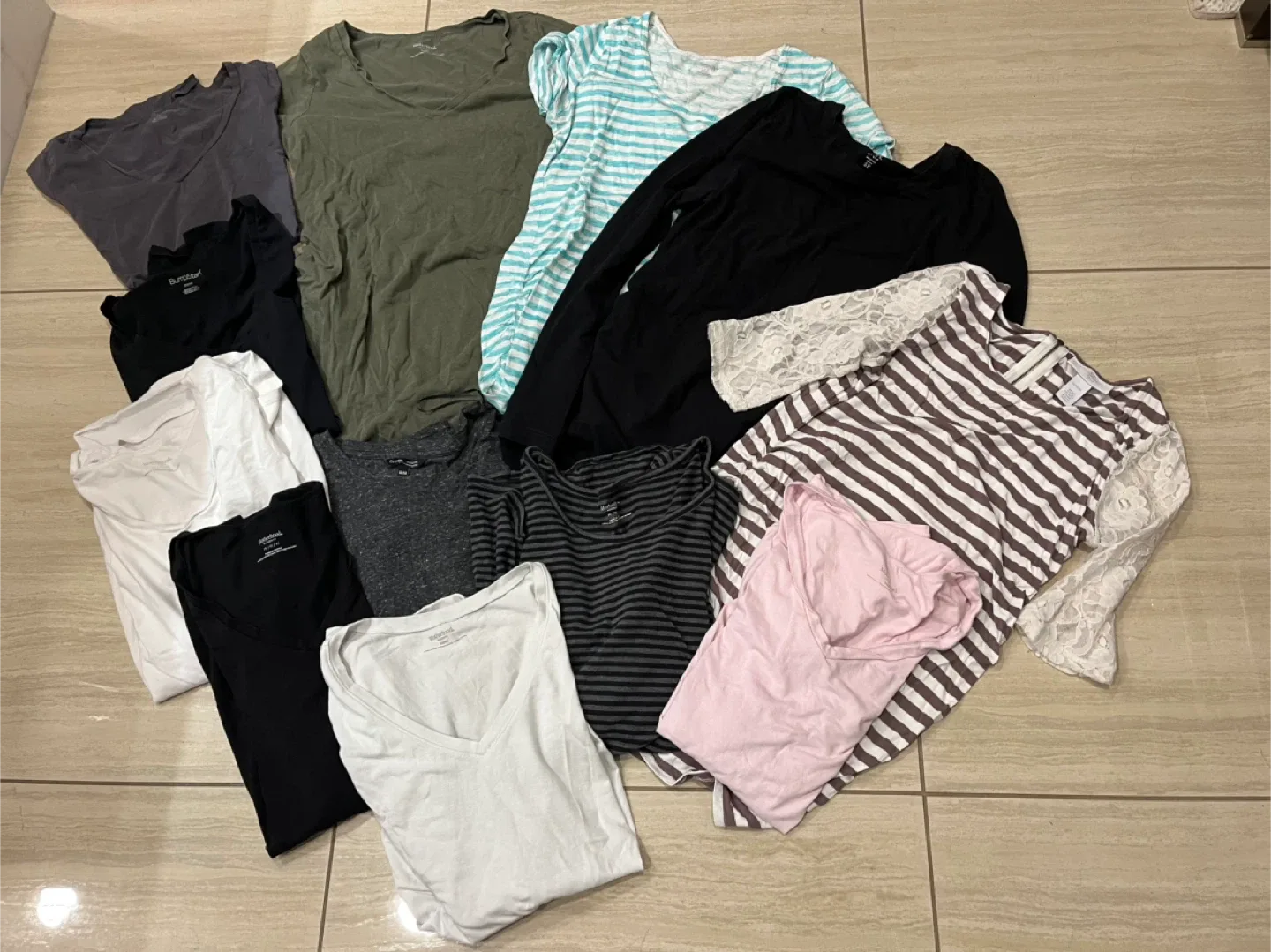 Maternity T-shirt Bundle image indicator(2)