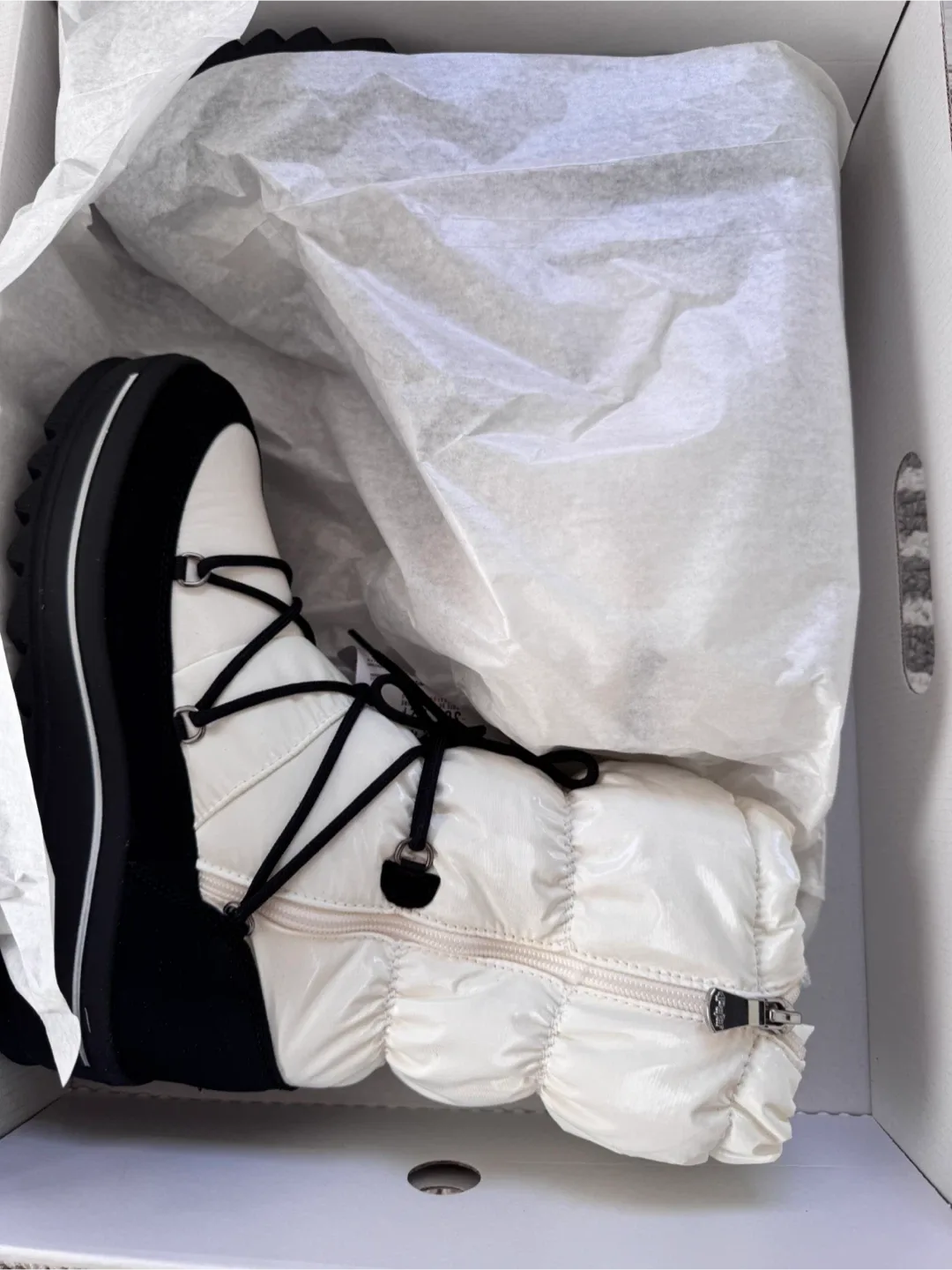 Pajar Canada Puffer Boots - Size 39 image indicator(3)