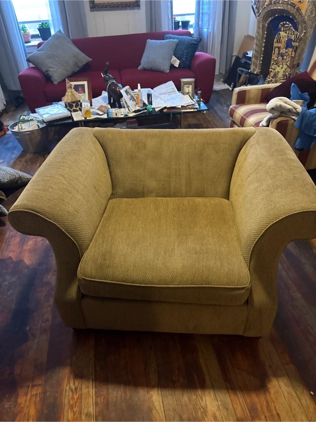 Comfortable Armchair - Great Condition! image indicator(4)