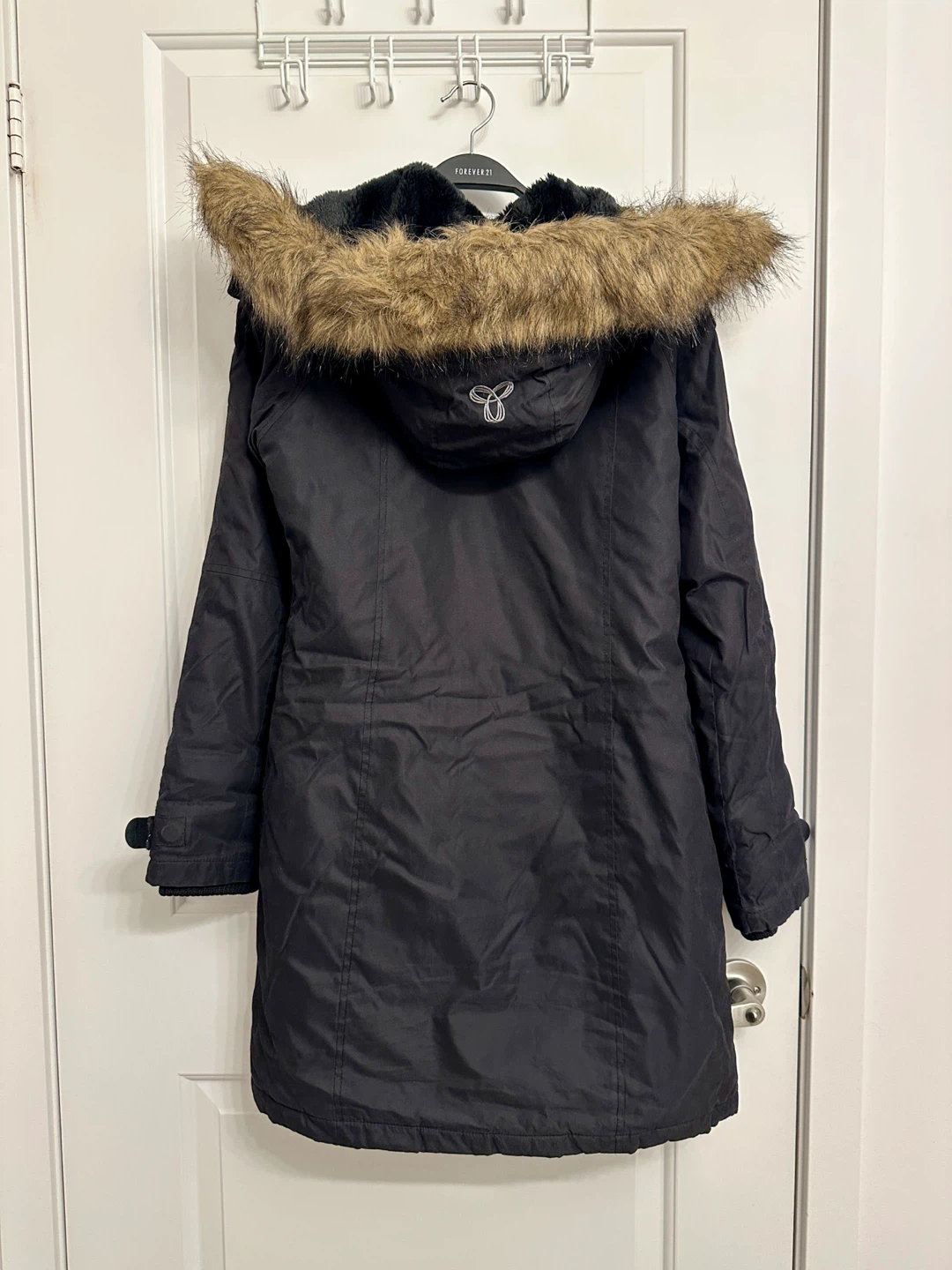 Aritzia Summit Parka - size M - photo 2