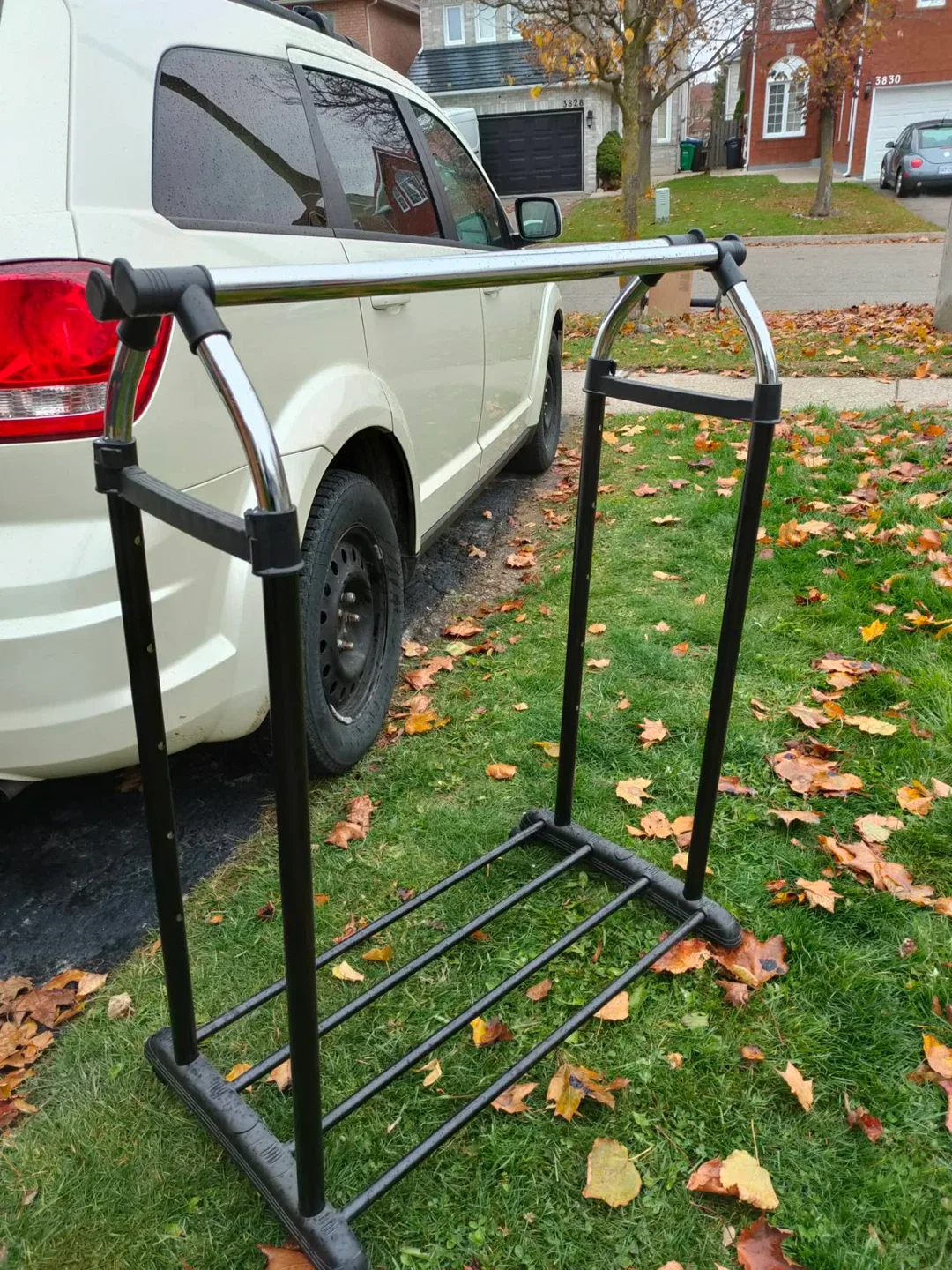 Adjustable Garment Rack - Black