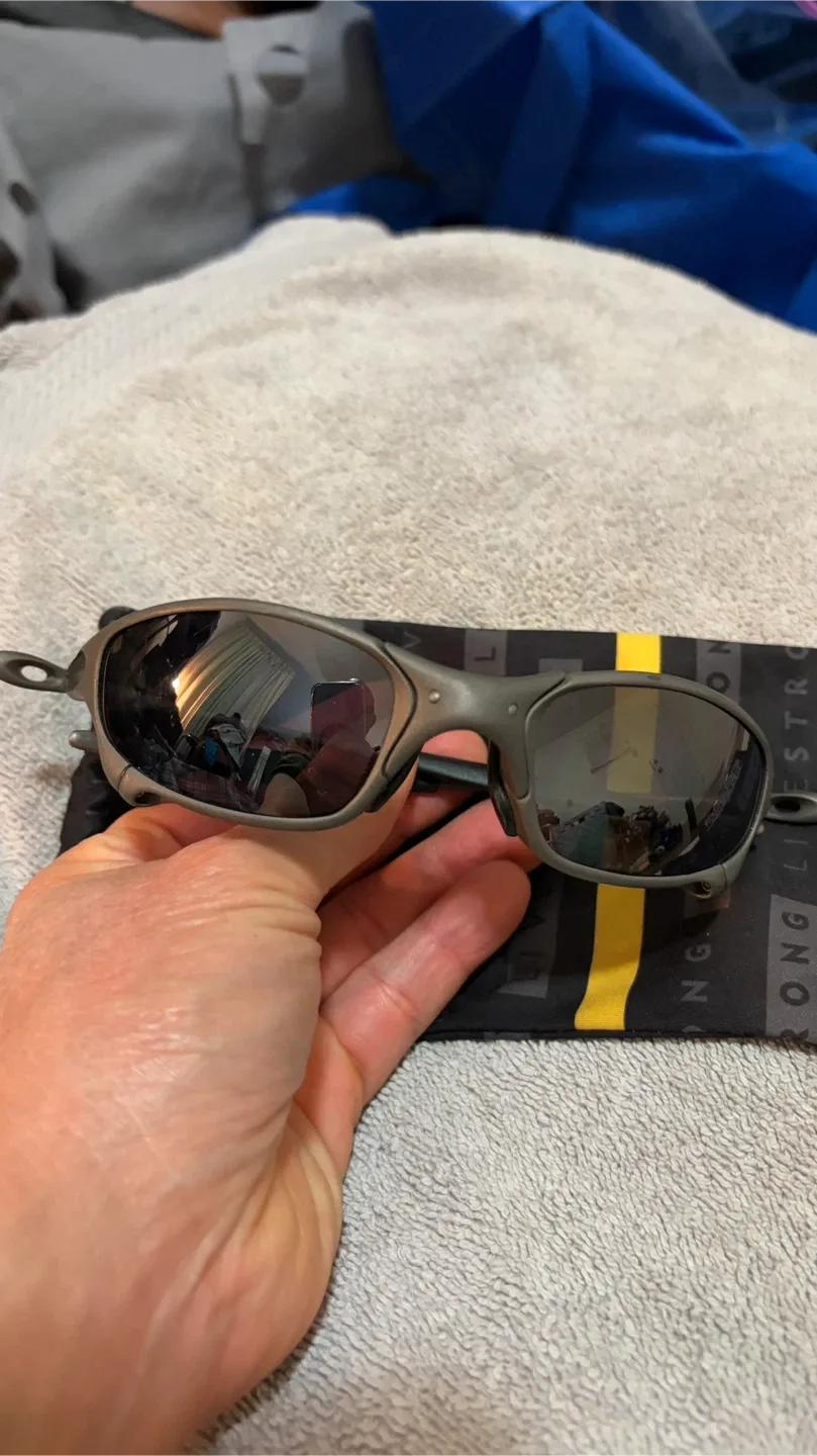 X metal Oakley Juliet Sunglasses image indicator(6)