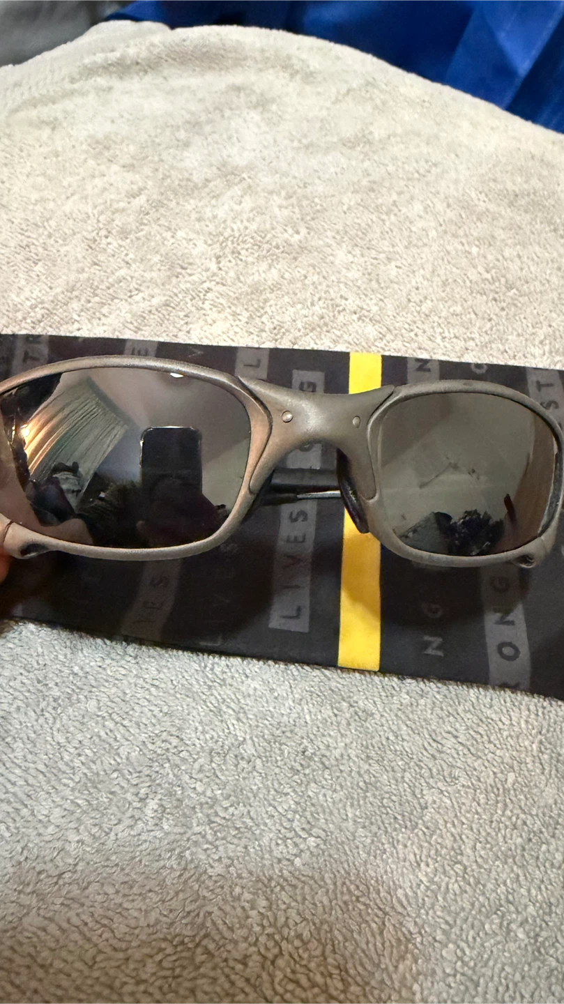 X metal Oakley Juliet Sunglasses