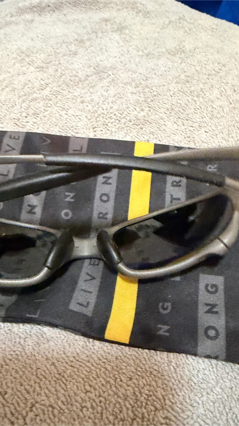 X metal Oakley Juliet Sunglasses - photo 3