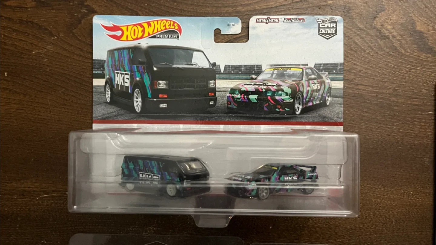Hot Wheels premiums - Assorted image indicator(2)
