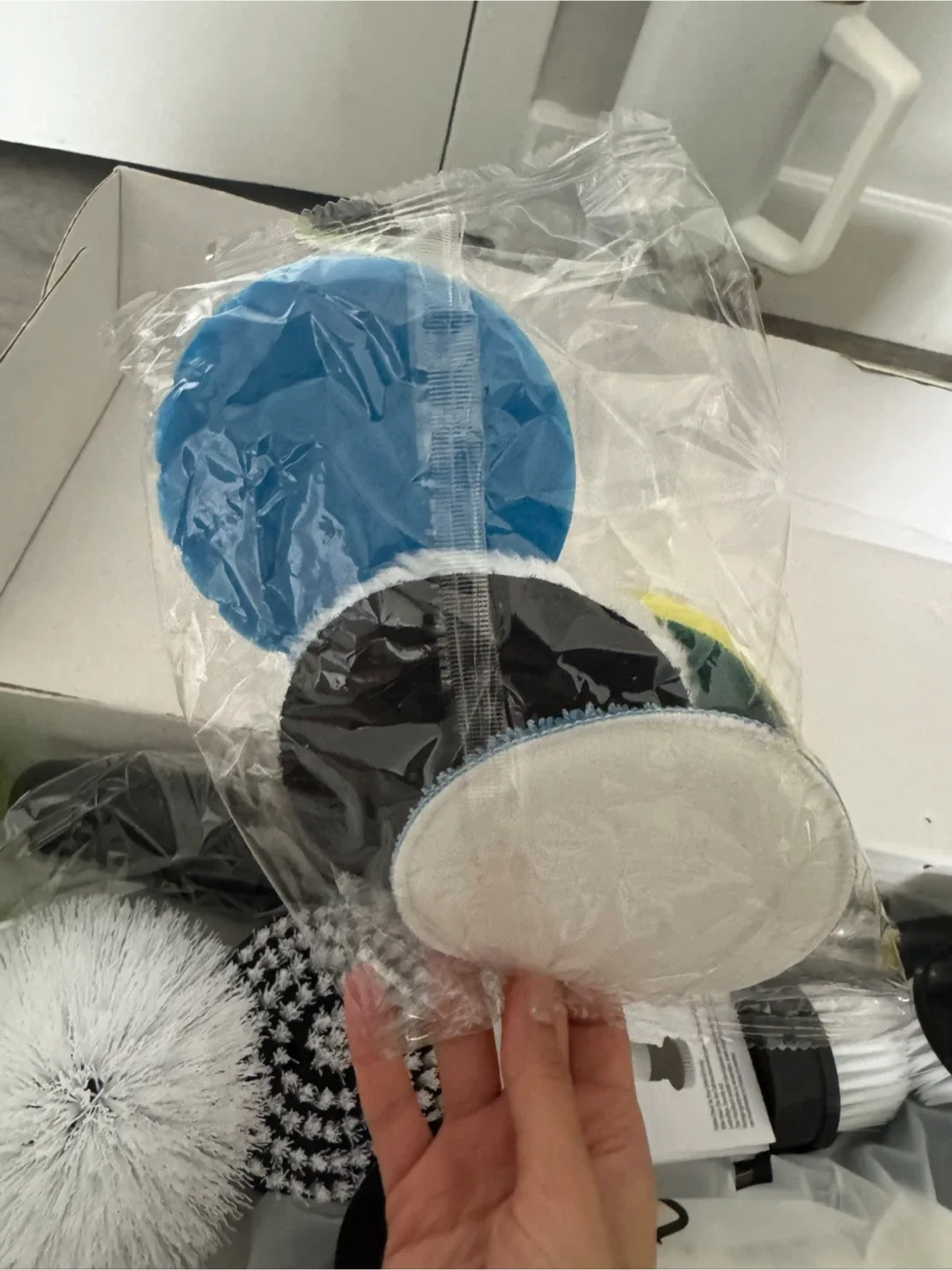 Electric Cleaning Brush, New in Box! image indicator(3)