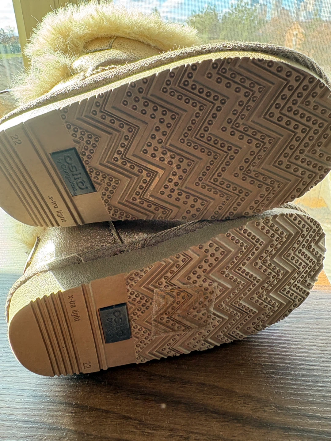 NWOT Toddler Boots - Size 6 - photo 2