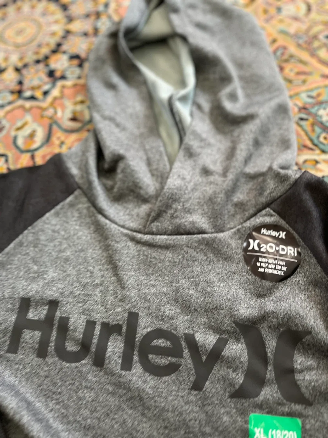 Brand new with tag Hurley Hoodie - Size XL (18/20) image indicator(2)