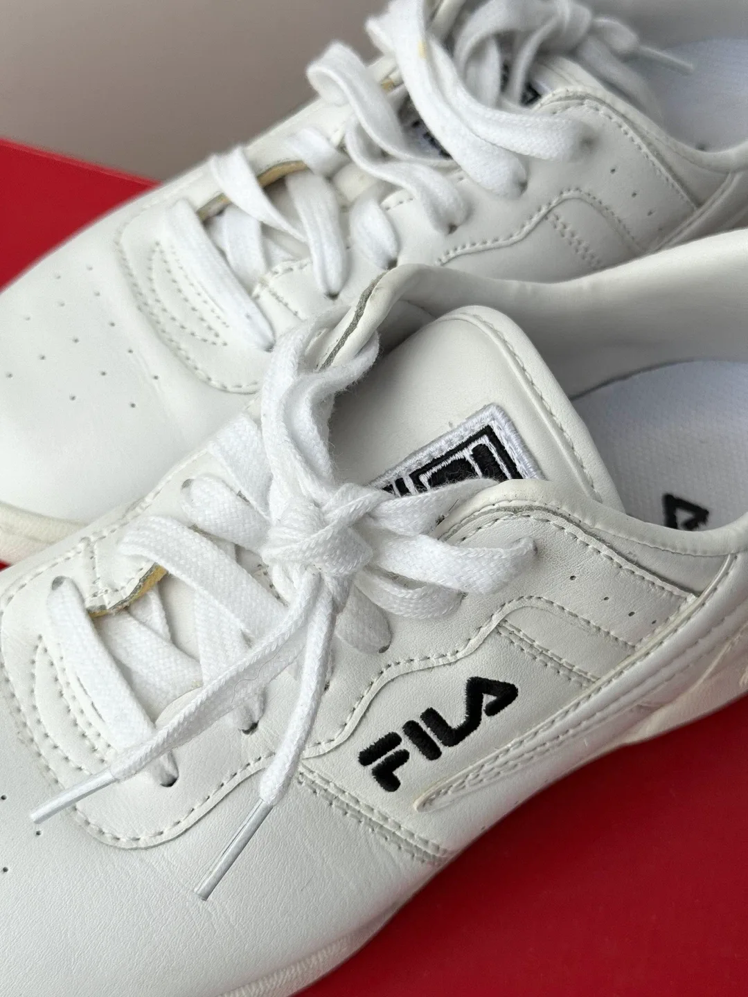 FILA Original Fitness White Leather Sneaker / FILA Leather Shoes image indicator(7)