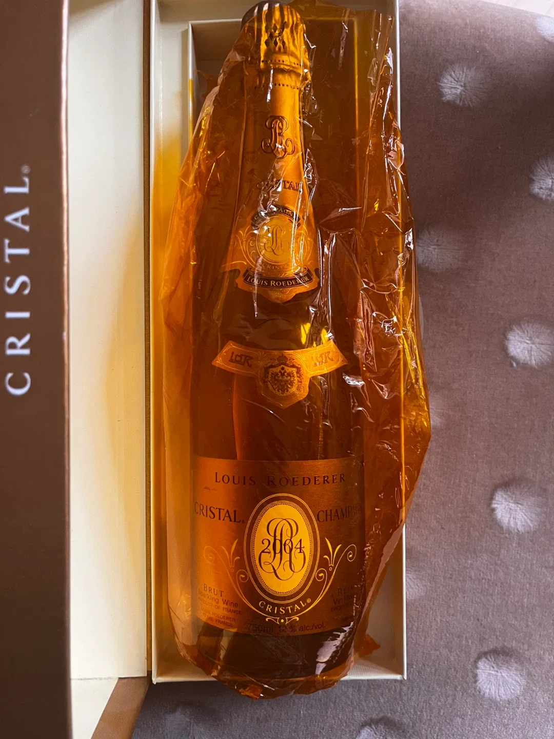 Cristal Brut 2004 image indicator(2)