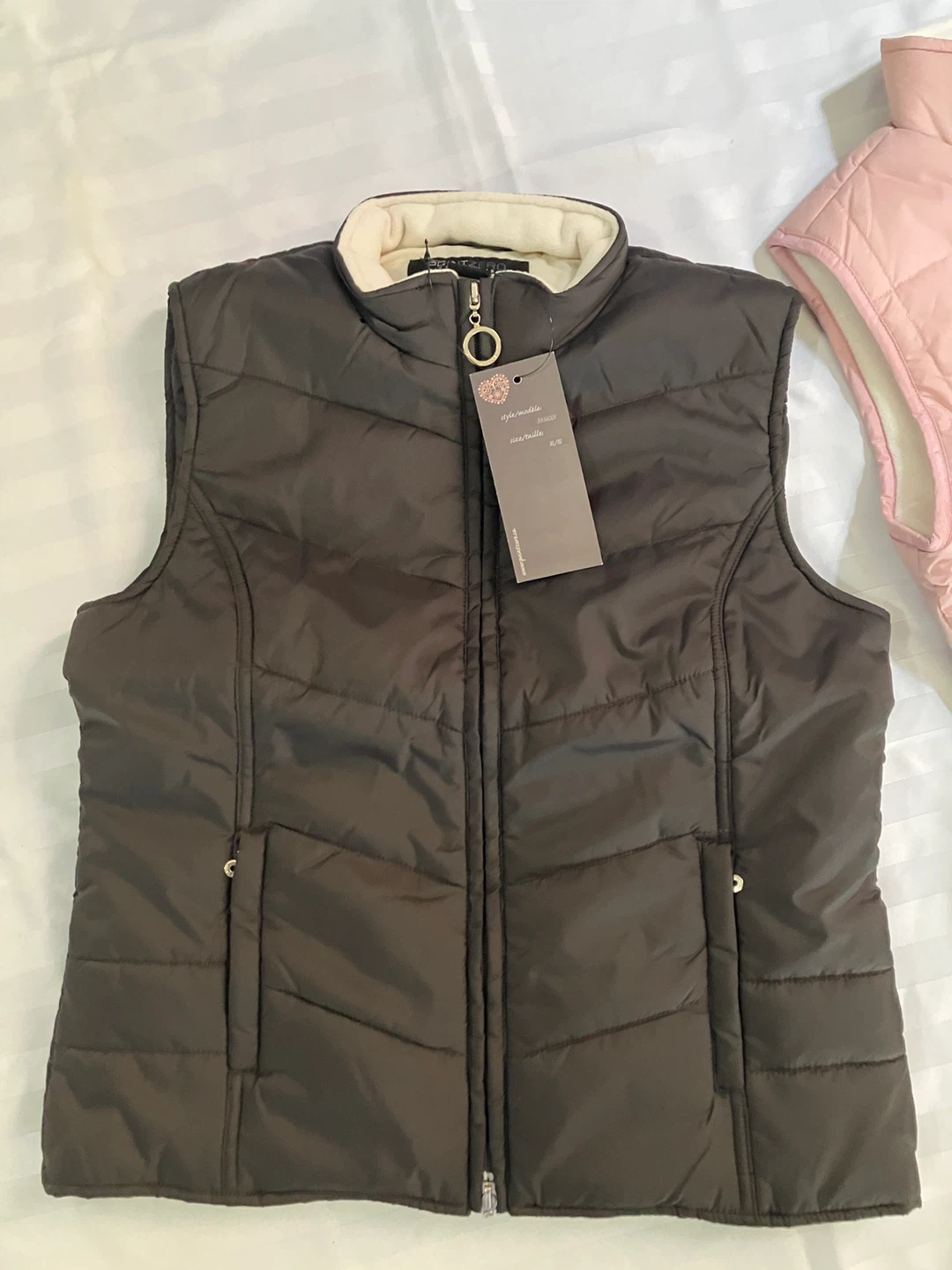 Puffer Vest- for Girls ages 9above.  Black&Pink $20for both - photo 2