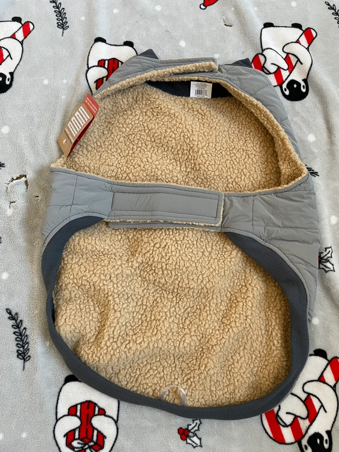 24” Brand New Arcadia Trail Winter Dog Coat image indicator(2)