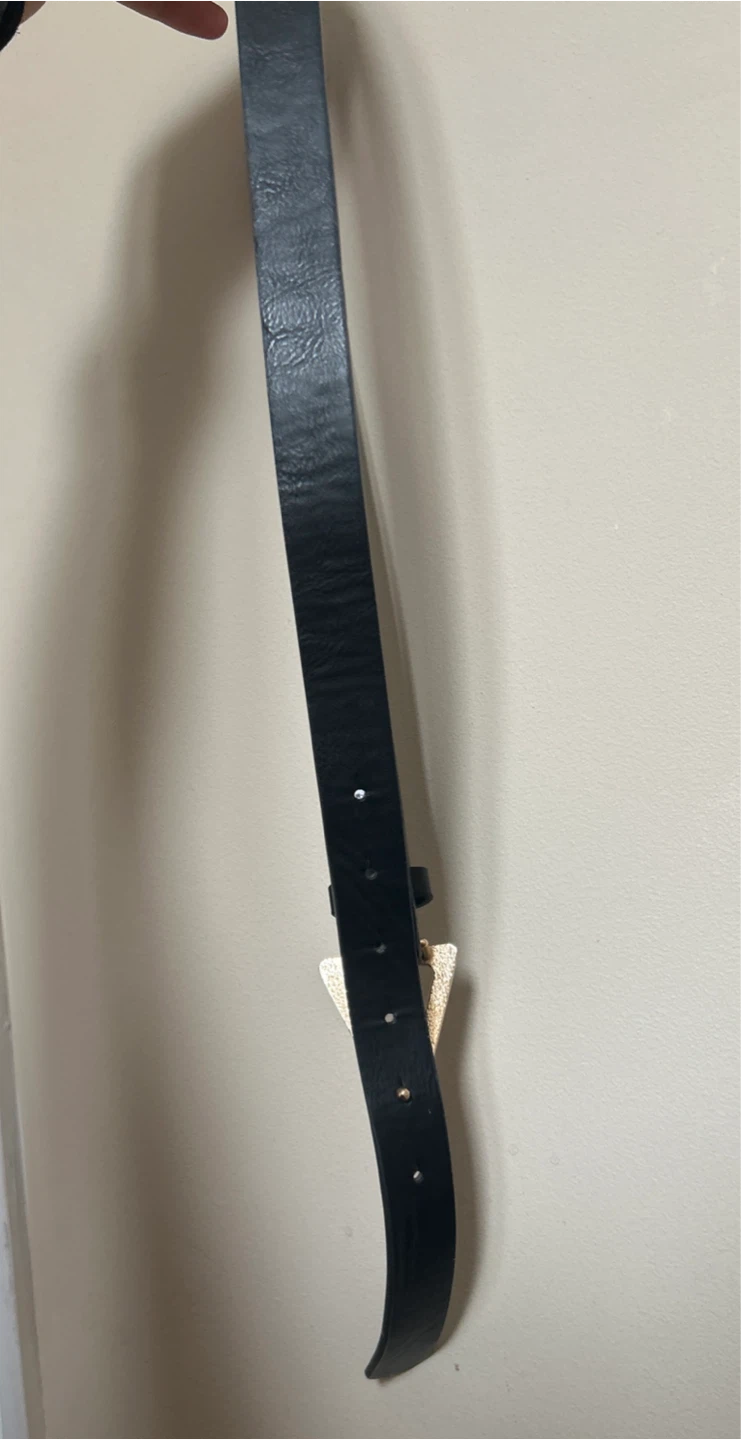 Black Belt with Gold Triangle Buckle - photo 2