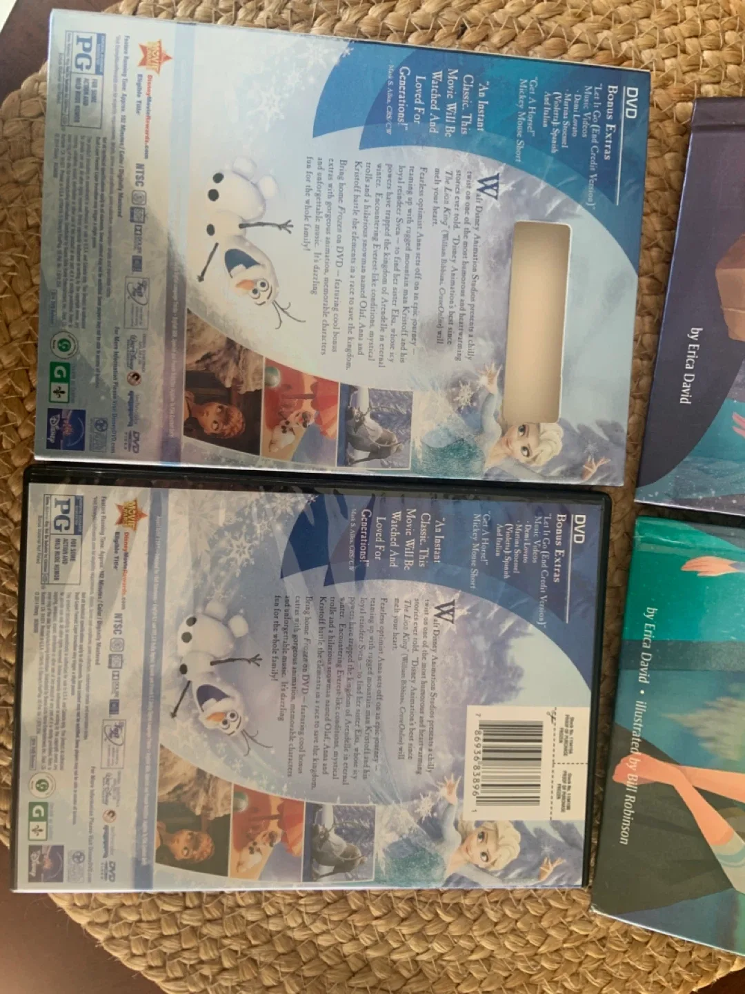 Disney Frozen DVD & Anna & Elsa Books image indicator(6)