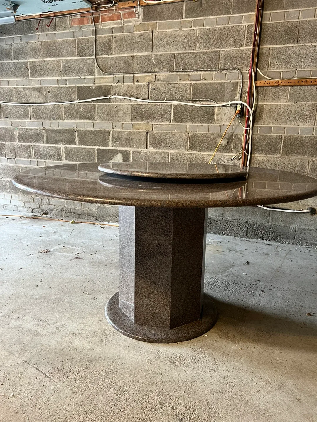 Granite Round Dining Table with Lazy Susan image indicator(2)