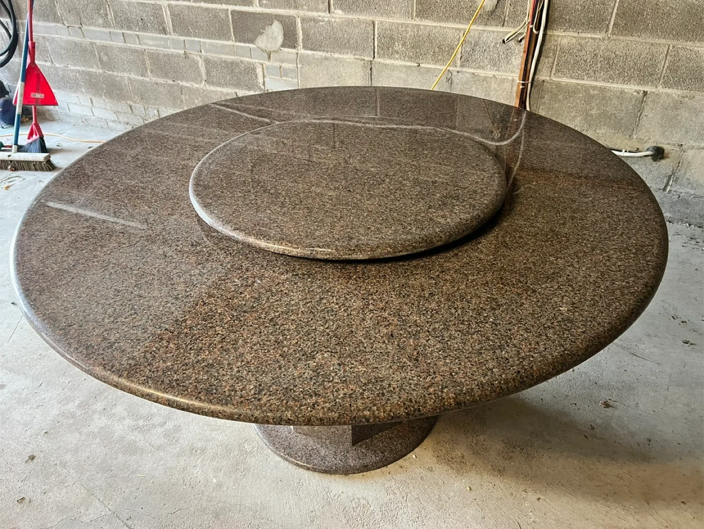 Granite Round Dining Table with Lazy Susan image indicator(3)