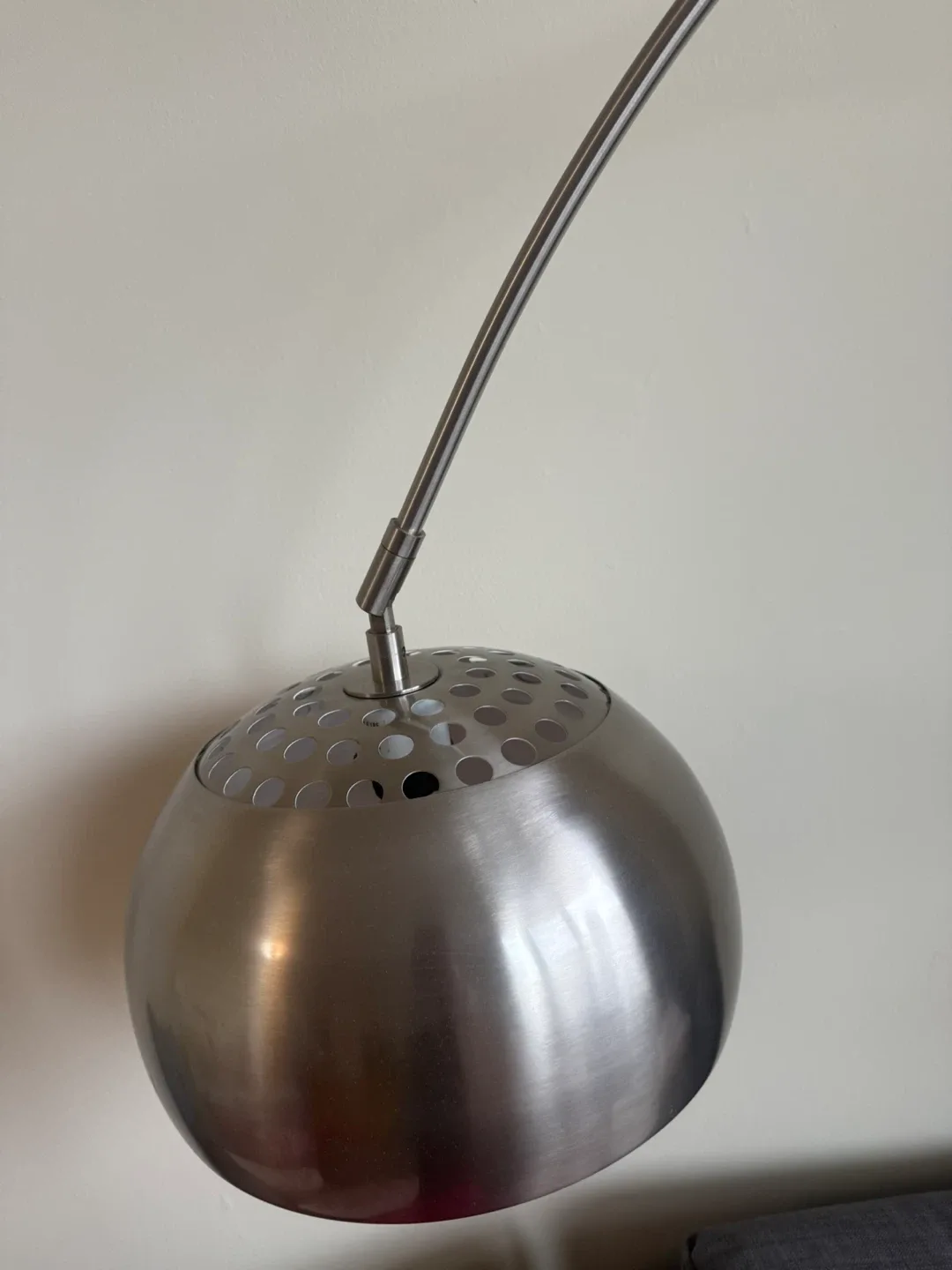 Modern Arc Floor Lamp with Curved Metal Shade image indicator(2)