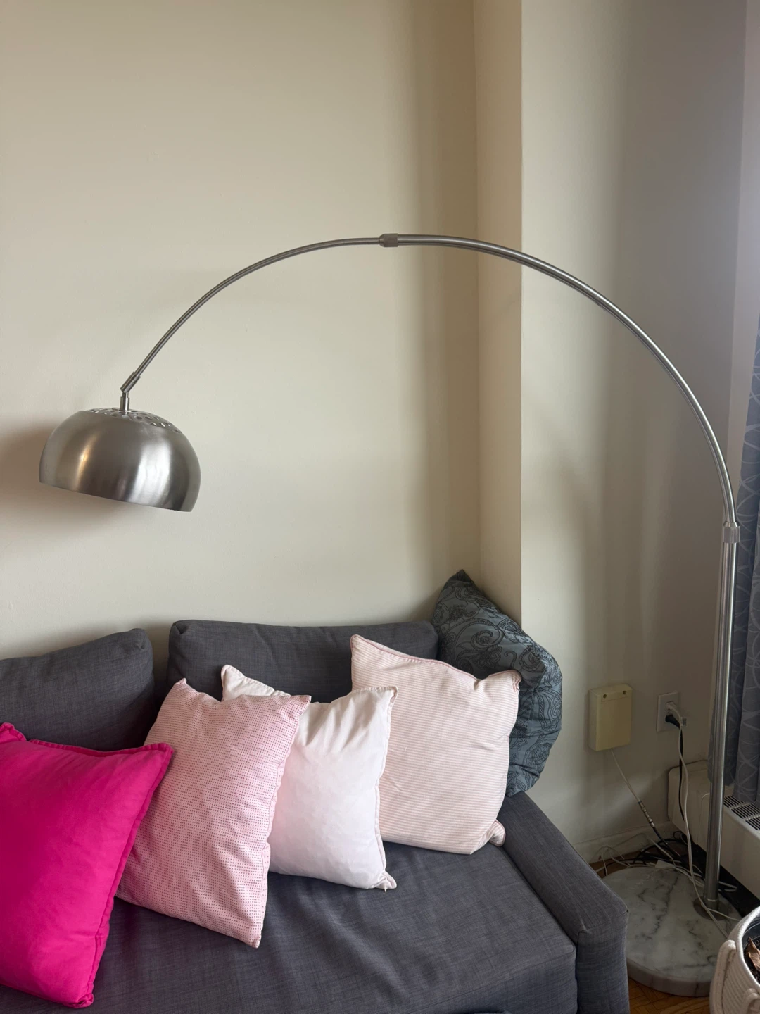 Modern Arc Floor Lamp with Curved Metal Shade