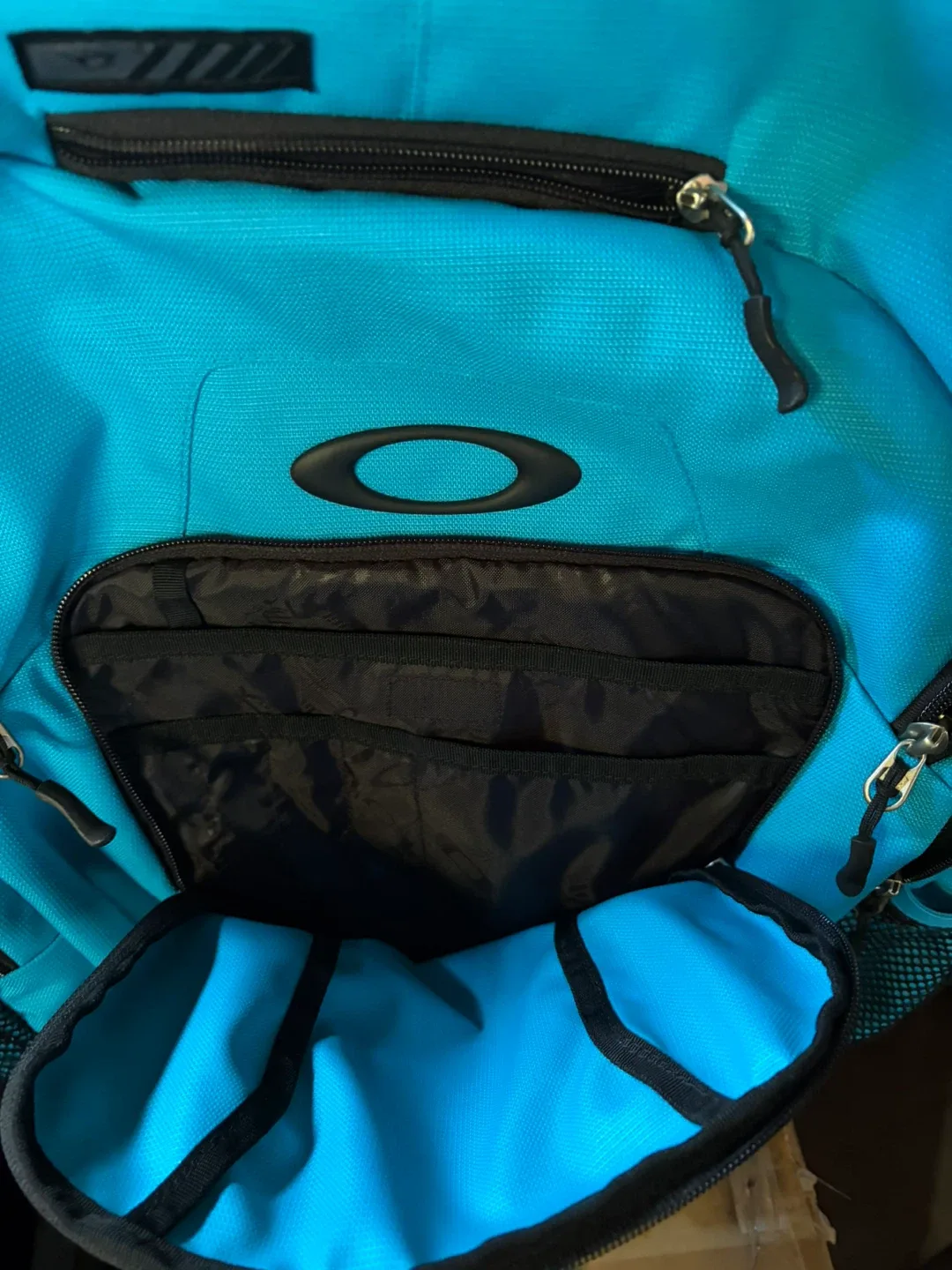 Oakley Backpack - Blue image indicator(2)