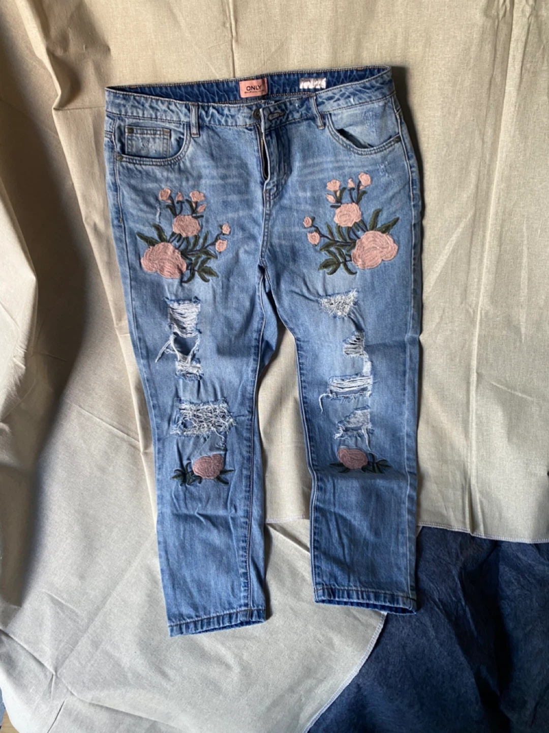 ONLY Blue Denim Jeans with Floral Embroidery
